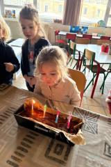 995c89ed-74ad-457b-b9b8-6d6cf642b5ea